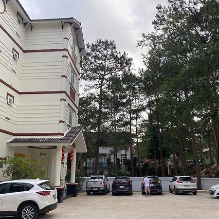 Khach San Hung Viet Hotel Kon Tum Bagian luar foto